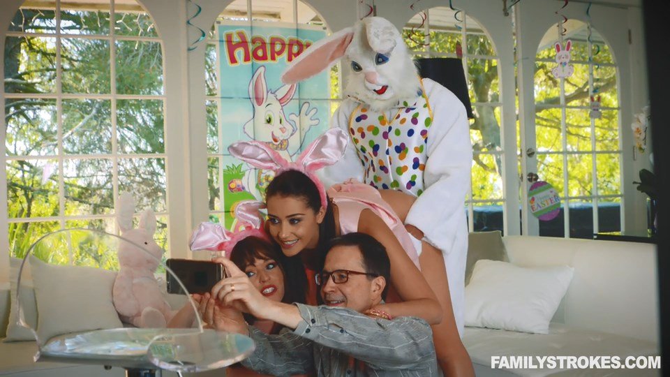 Avi Love Easter Bunny (Creepy Uncle) Banged Her! - StepFamilyPorn.com